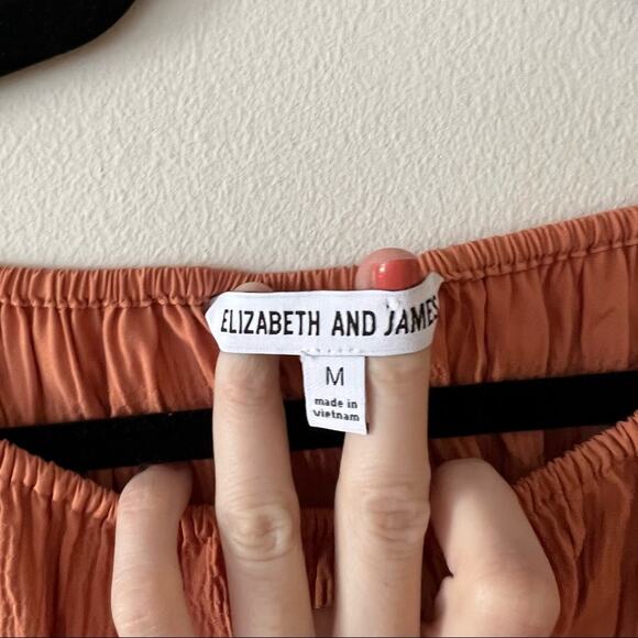 Elizabeth & James Orange Off-the-Shoulder Bell Sleeve Blouse - Picture 4 of 5